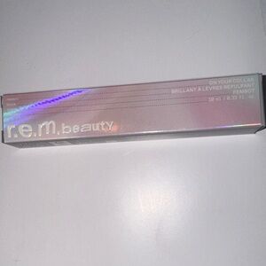 r.e.m beauty On Your Collar Plumping lip gloss ~ FEMBOT ~ NIB ~ Plumping!